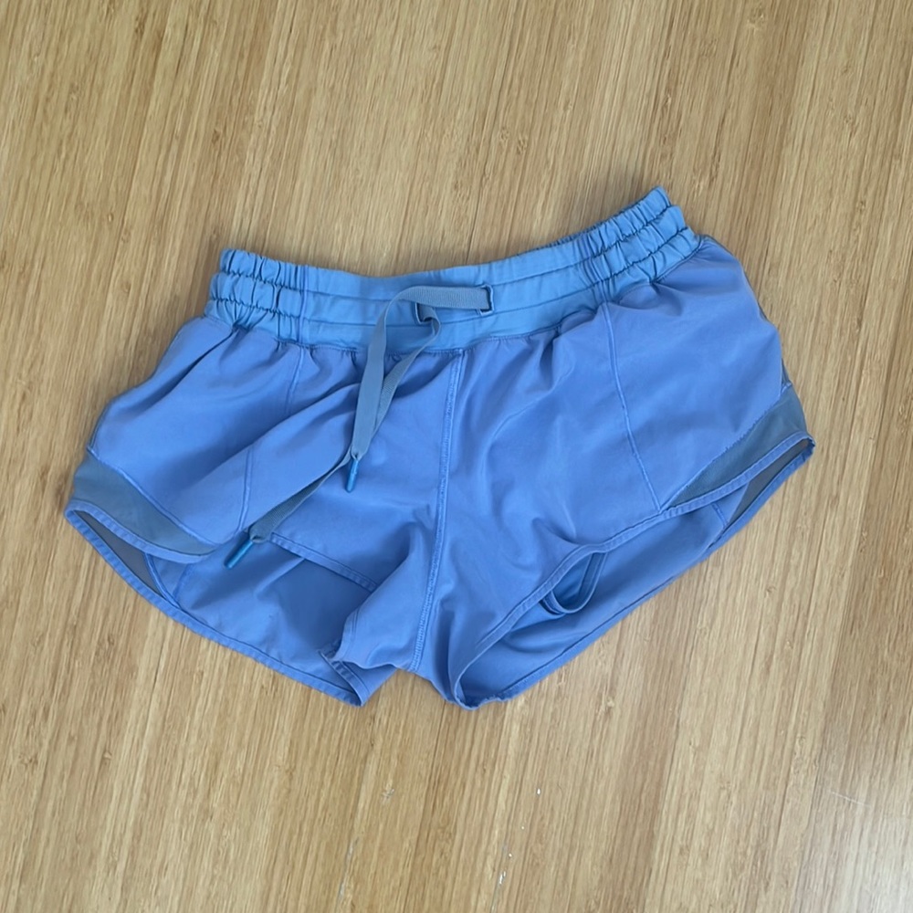 Lululemon hotty hot shorts size four